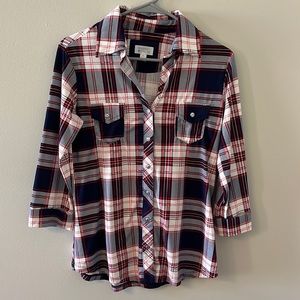 Women’s Market and Spruce shirt